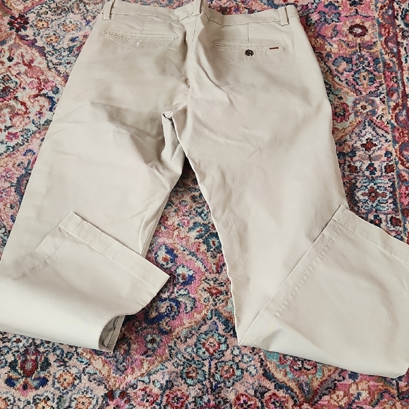 Chaps Men's Khaki Chinos - Picture 3 of 3